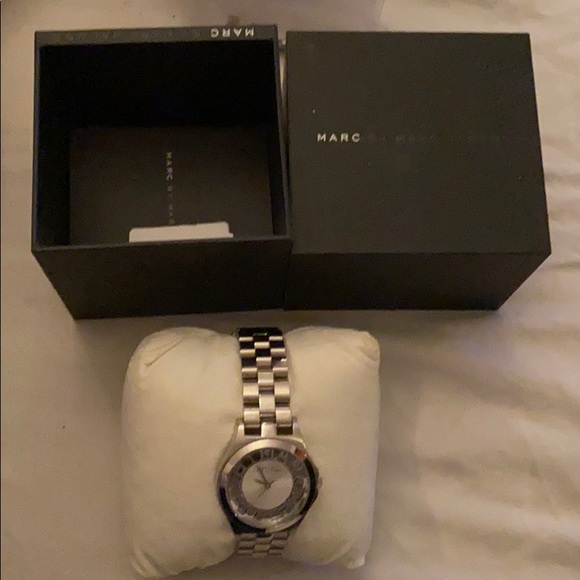 Marc Jacobs watch - Picture 2 of 4